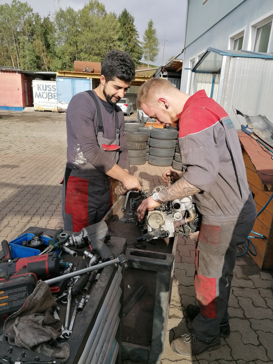 Reparatur von Kfz-Handel Grasser